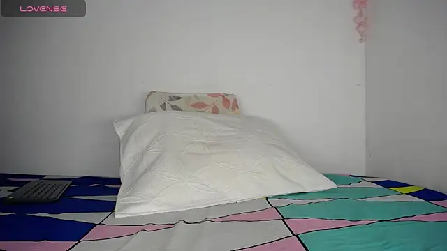 Aisha-curly Chat XXX live