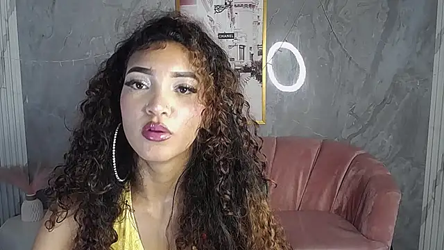 Вебкам-шоу CamilaVixen_ch