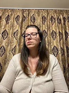 Show de NadiraNoor na webcam