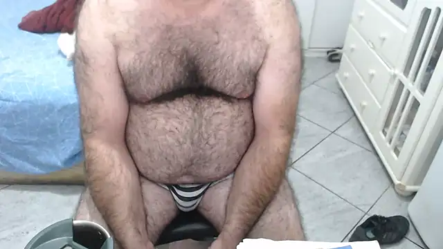 Chat +18 de MysterBearMG ao vivo
