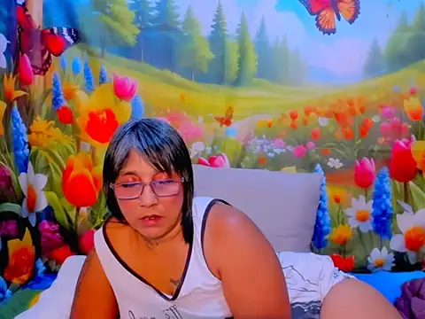 indianroxy 现场XXX聊天