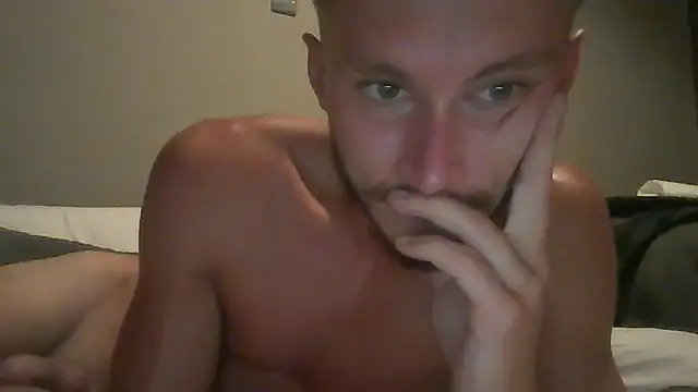 leakybell Live XXX Chat