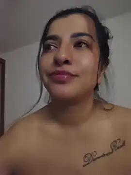 MonikaSeXyDolce webkamerás műsora