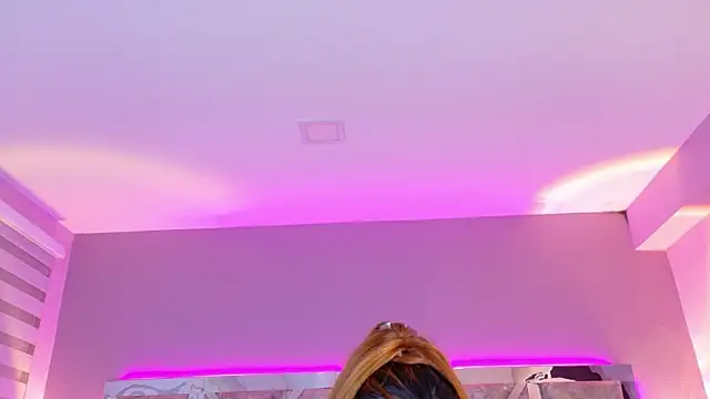 LolaGray__'s Live XXX Chat