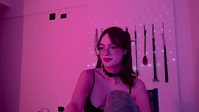 nina_kink 即時 XXX 聊天
