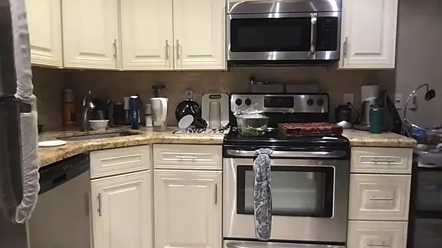 BigGuyMuscle: вебкам-шоу