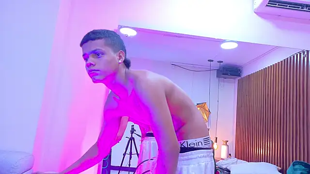 PATRIICKMILLER_ – Live XXX-chat