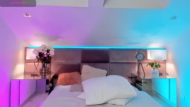 MiaMuse 现场XXX聊天