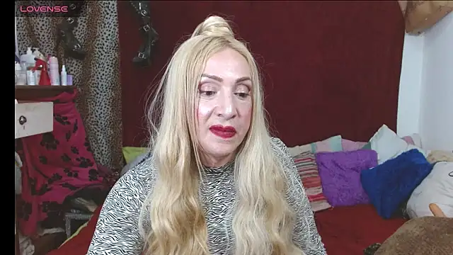 elena_evans Chat XXX in diretta