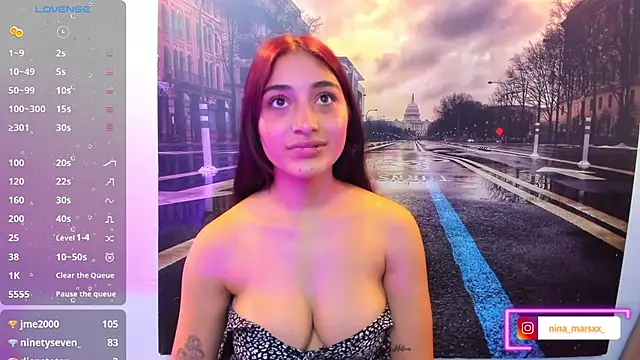 Chatroom XXX en direct de Nina-Mars