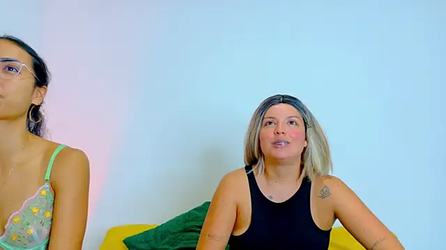 צ'אט XXX בשידור חי של kimandlu