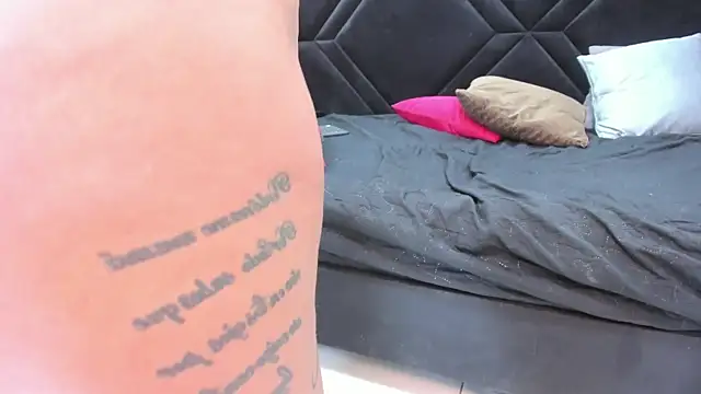 Czat XXX na żywo – Dantzel_