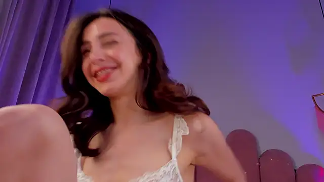 ElsaYoung live XXX chat