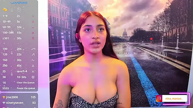 Show modela Nina-Mars na web-kameri