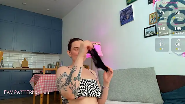 AurikTrixn Live XXX chat