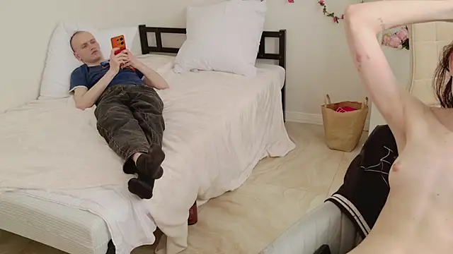 WeksaMur's Live XXX Chat