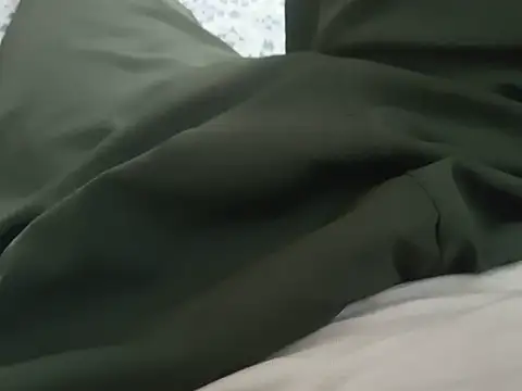 UncutlovingGuy Webcamshow