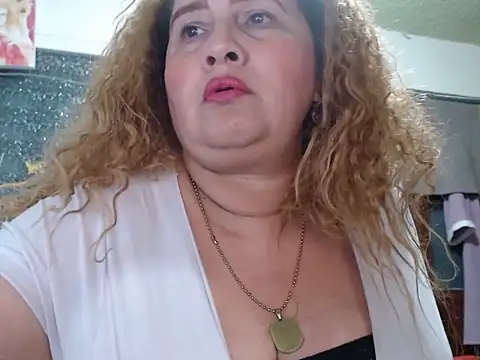 Chat XXX en directo de Perla1981--