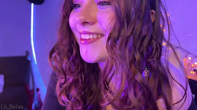 הופעת וובקאם של Lil_Belaa