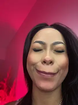 ItsBellaPorch's Webcam Show
