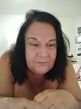 Chat XXX en directo de Yaya_Mineira