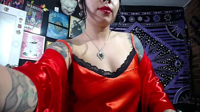 Czat XXX na żywo – Yourmadame_P