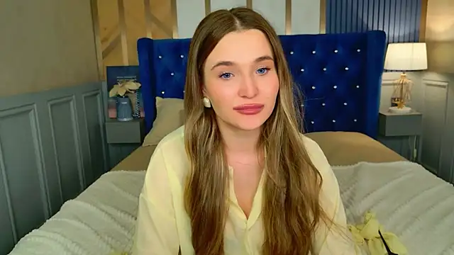 Lina_Sinerz Chat XXX in diretta