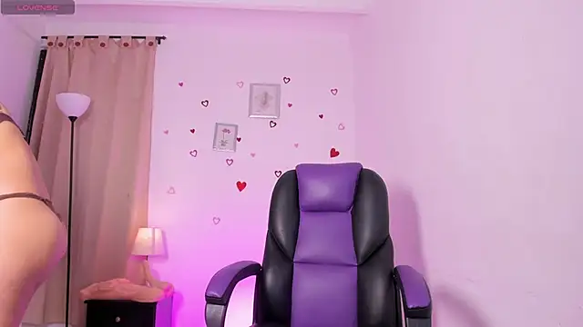LiaaMoretzz Chat XXX in diretta