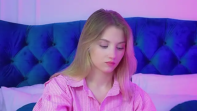 XXX chat uživo modela StacyEvances