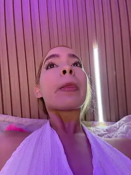 Isabella_gaviria élő XXX-chatje