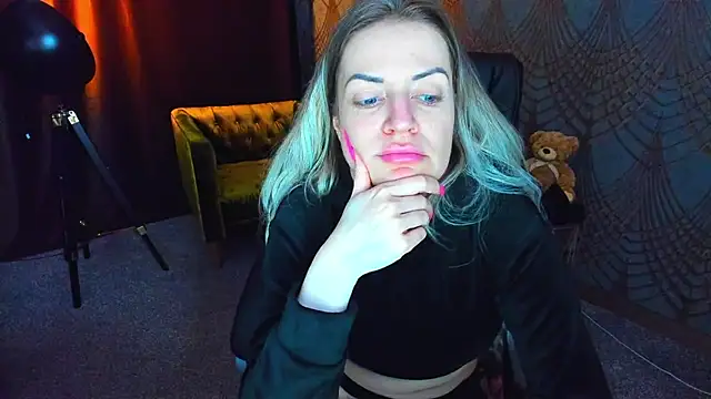 Show modela Anna_Snows na web-kameri