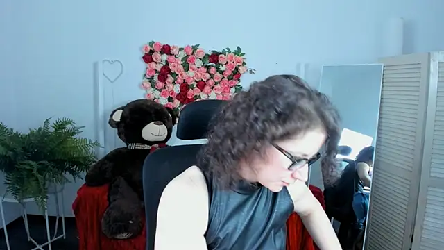 AureliaGleam Chat XXX in diretta