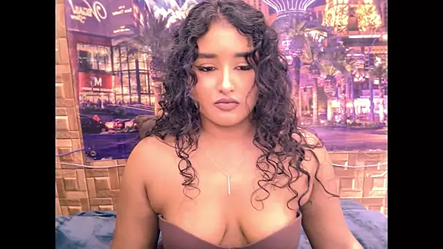 Chat +18 de IndianAngel4u ao vivo
