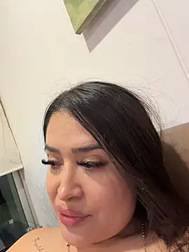 Sara_fun Show in webcam