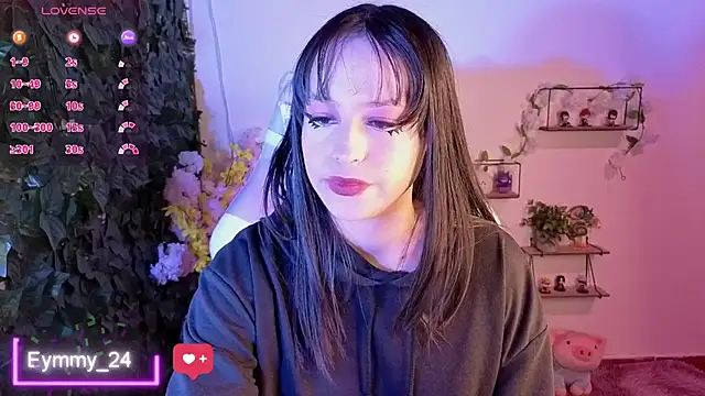 Chatroom XXX en direct de Eymmy_24