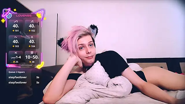 Littlepinkcat Show in webcam