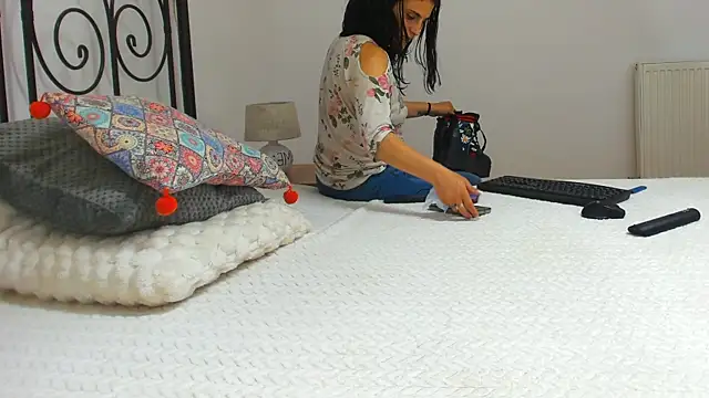 Webkamerová show roxytattoo_