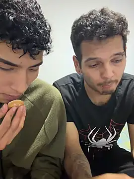 Chatroom XXX en direct de samuel_prrr