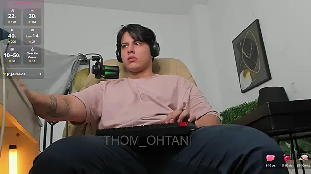 Chat XXX en directo de Thom_Ohtani