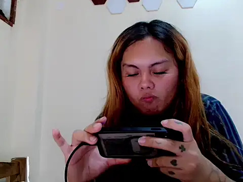 Keyla_Pinay Adlı Modelin Web Kamerası Şovu
