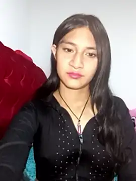 Chat +18 de KarolaMendez ao vivo