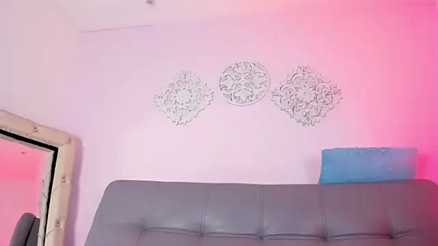 دردشة lily_rose1 الجنسية المباشرة