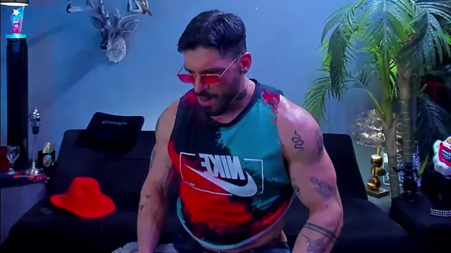 dennis_cox1 élő XXX-chatje