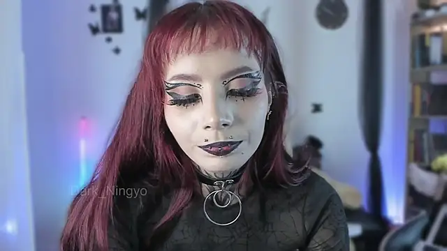 Dark_ningyo1 Chat XXX live