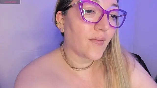 Naty_Mature_ 网络视讯表演