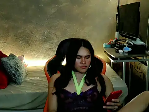 Chat XXX ao vivo de YllanaAltheaXxX