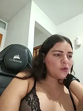 Mia_Hampton 现场XXX聊天