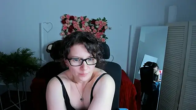 AureliaGleam Chat XXX in diretta