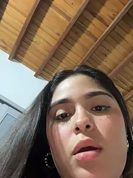 Sarasweet_sex Adlı Modelin Web Kamerası Şovu