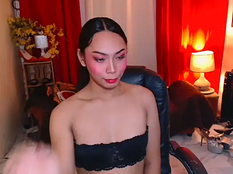 kylieEmparado Adlı Modelin Web Kamerası Şovu